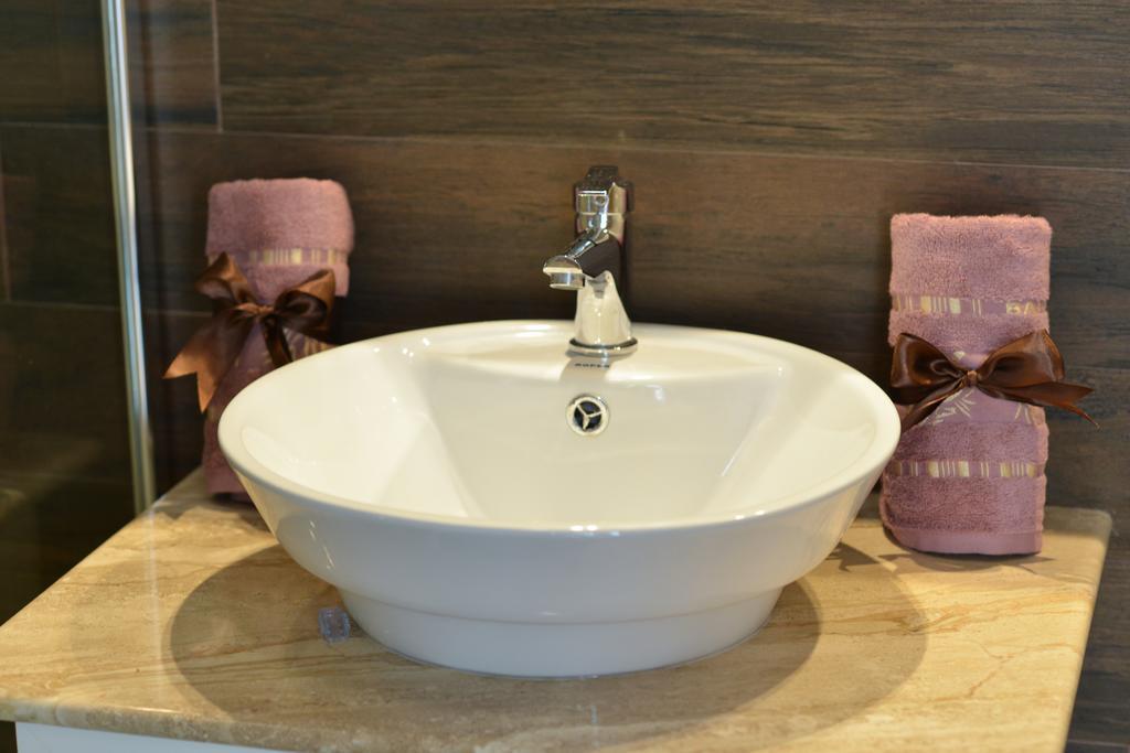 Kesten Futog Habitación foto